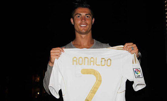 BBC：与UA92大学合作，曼联同意开放老特拉福德（BBC：曼联携手UA92大学，将对外开放老特拉福德）