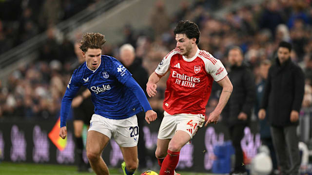 皇马防线告急！赫伊森回归成救星，姆巴佩伤情仍成疑（皇马后防拉响警报：赫伊森复出成关键，姆巴佩伤势仍未明朗）