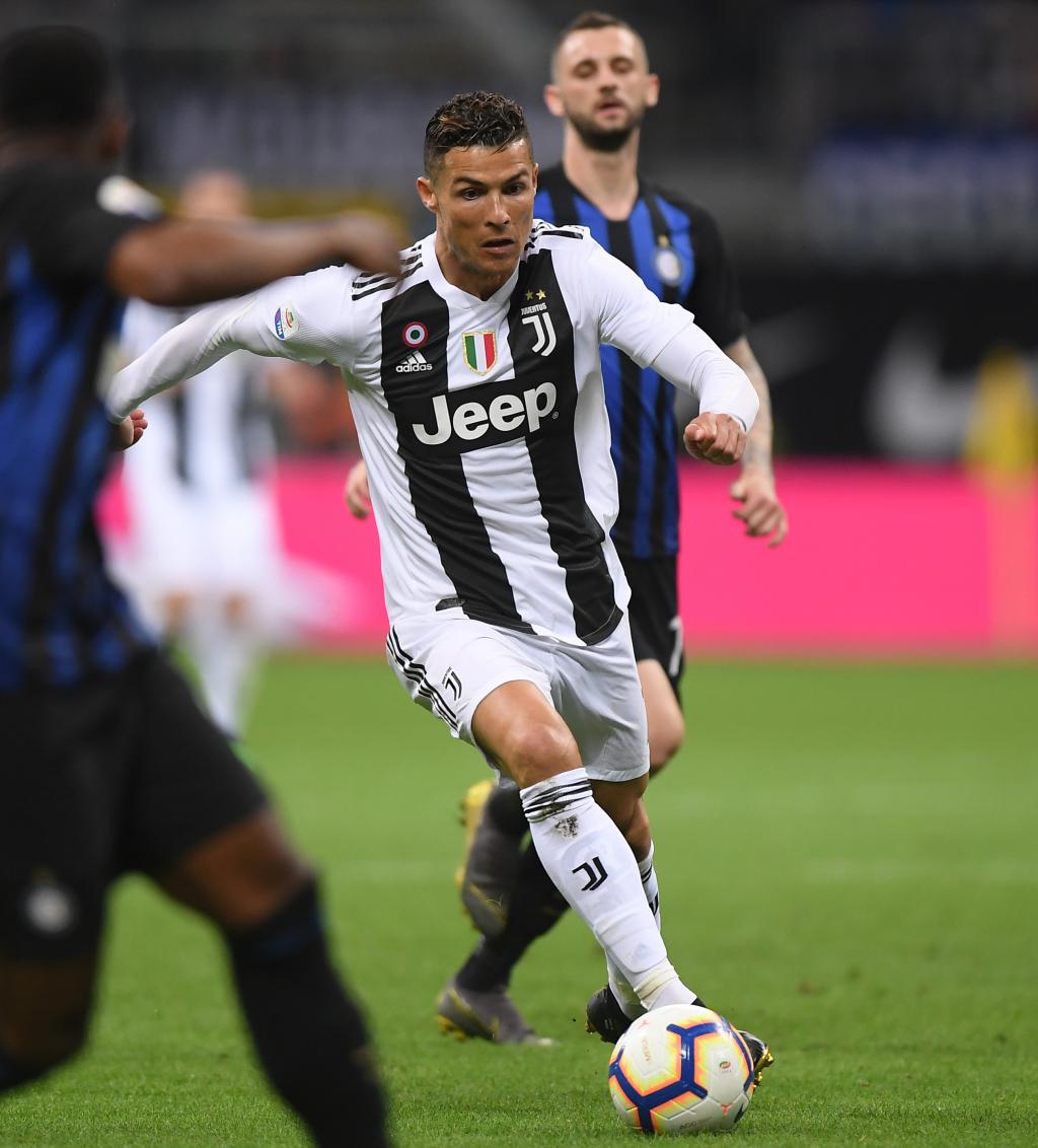 英超前瞻：布莱顿主场不败，小蜜蜂状态火热近5战4胜1负（英超前瞻：布莱顿主场延续不败，布伦特福德近5战4胜1负势头正猛）