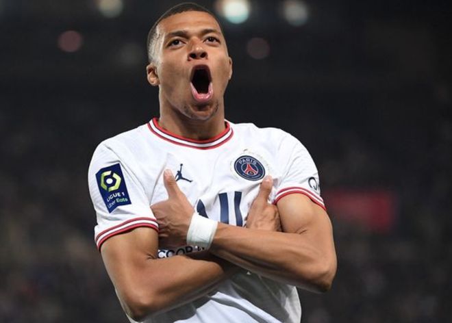 广东一夜3消息！杜锋吃徐杰醋，张皓嘉被彻底放弃，麦考尔复出