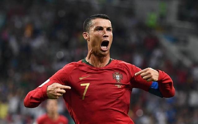 马尔基西奥玩皇马传奇二选一：C罗＞齐达内、大罗（马尔基西奥参与皇马传奇二选一：C罗力压齐达内、大罗）